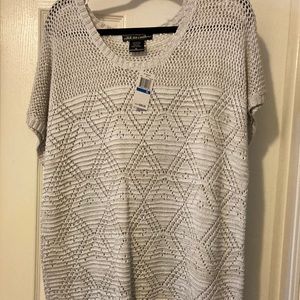WOMENS KNIT SWEATER